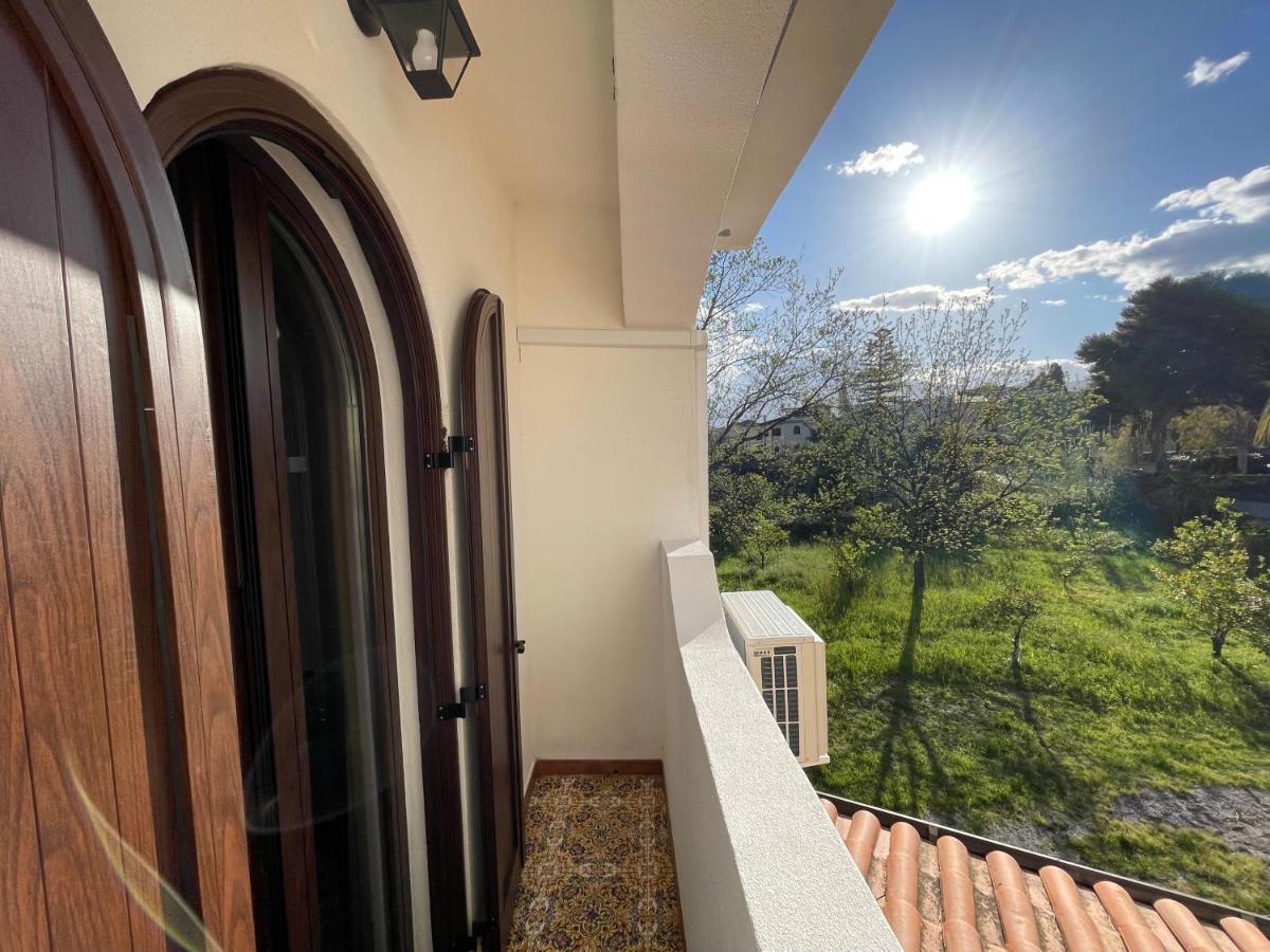 John Sea Suites Giardini-Naxos Exterior foto