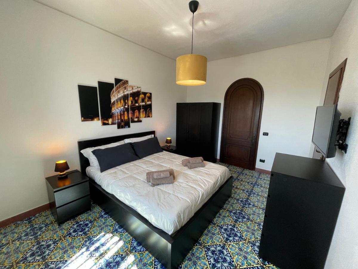 John Sea Suites Giardini-Naxos Exterior foto