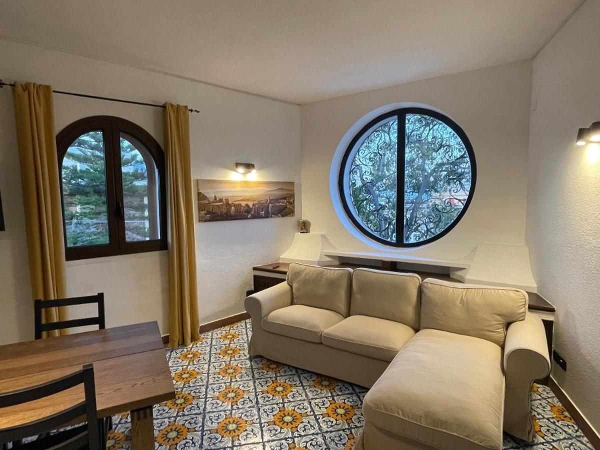 John Sea Suites Giardini-Naxos Exterior foto