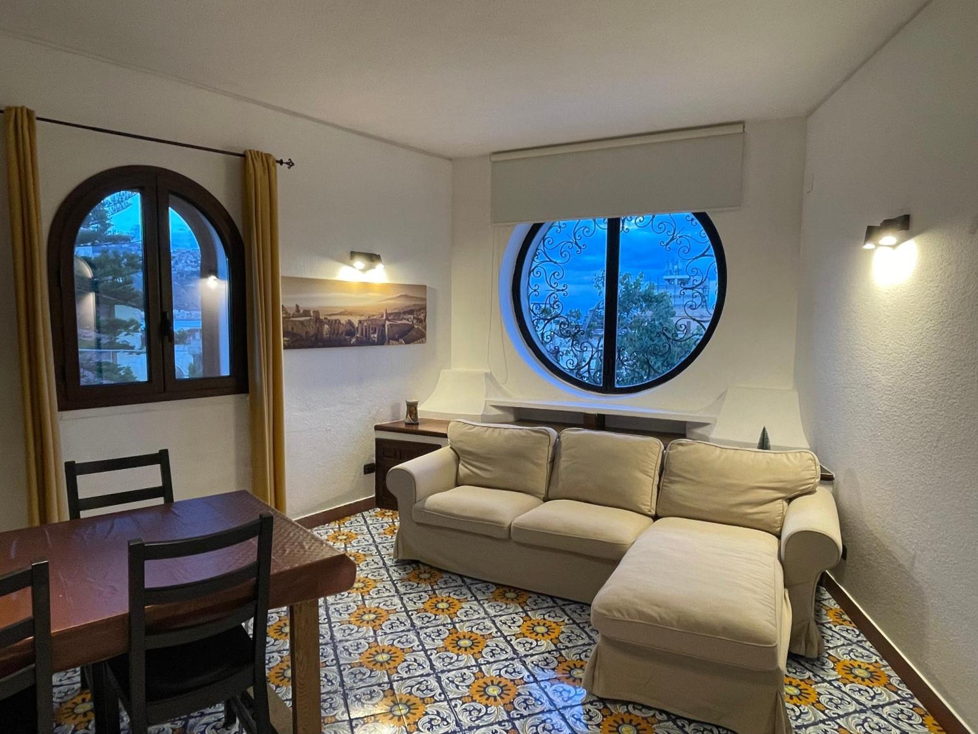 John Sea Suites Giardini-Naxos Exterior foto