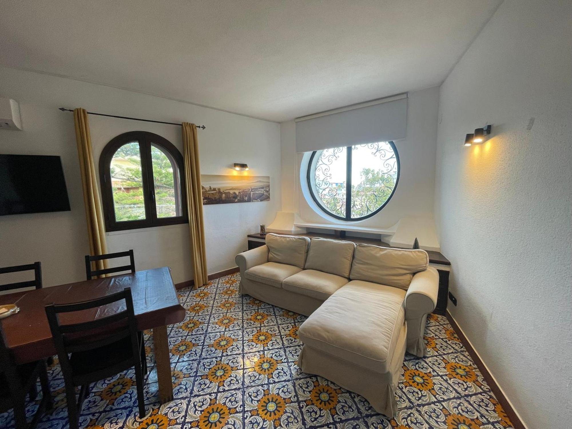 John Sea Suites Giardini-Naxos Exterior foto